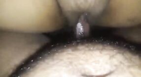 Indisch dorp meisje gets pounded hard door ex-vriendin in hardcore video 4 min 20 sec