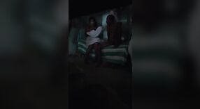 Rekaman seks rahasia bibi desa dewasa tertangkap kamera tersembunyi 11 min 00 sec