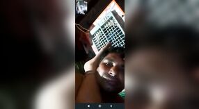 Bangla Dorfpaar gönnt sich Videosex mit großen Brüsten 0 min 0 s