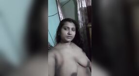 MMS desnudo de Hindi Dehati en un pueblo 2 mín. 50 sec