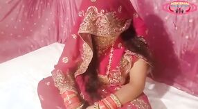 Desi village esposa se pone abajo y sucio en su noche de bodas 3 mín. 40 sec