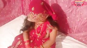 Desi village femme descend et sale sur sa nuit de noces 0 minute 0 sec