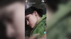 Desi Bhabhi与她的乡村伴侣的现场性爱录像带 0 敏 0 sec