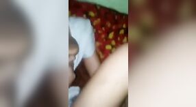 एक दर्दनाक खत्म के साथ कट्टर भारतीय गांव सेक्स 1 मिन 40 एसईसी