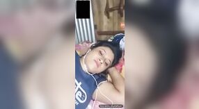 Videollamada con una impresionante chica montañesa y sus grandes tetas 1 mín. 30 sec