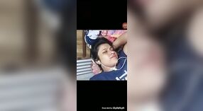 Panggilan Video karo cah wadon hillbilly nggumunke lan dheweke amba susu 2 min 40 sec