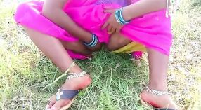 ಬಿಹಾರಿ bhabhi ನ ಹೊರಗೆ ತೆರೆದ ಜಾಗ 2 ನಿಮಿಷ 50 ಸೆಕೆಂಡು