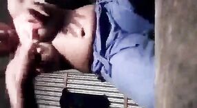 Bangla Girl带有大胸部和湿猫在裸体MMS视频中 4 敏 20 sec