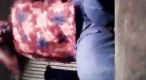 Chica bengalí con grandes tetas y coño mojado en un video MMS desnudo 4 mín. 40 sec