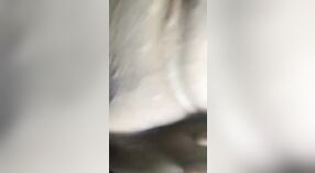একটি বুনো দম্পতির সাথে হার্ডকোর দেশি গ্রাম সেক্স 1 মিন 10 সেকেন্ড