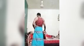 Big-boobed dorp vrouw indulges in hardcore seks met Devar 1 min 00 sec