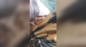 केसाळ गावची पुच्ची कॅमेरावर पाकिस्तानी पत्नीने मारली 1 मिन 30 सेकंद