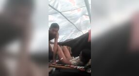 Desi bhabhi Jerome Rajasthani oddaje się gorący seks XXX ze swoim kochankiem 3 / min 20 sec
