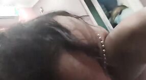 Indiano bambino prende lei fill di hardcore sesso in questo caldo video 5 min 20 sec