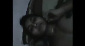 Bhabhi saka Pron nggodha tanggane kanthi gerakan nggodha 1 min 40 sec