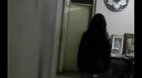 Pareja india amateur explora su sexualidad en este video humeante 3 mín. 10 sec