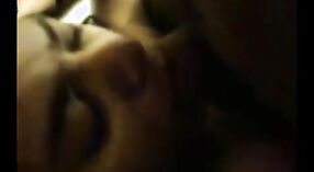 L'inceste adolescent se fait baiser par son frère et son cousin dans un scandale sexuel indien 1 minute 40 sec