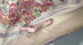 தேசி மனைவி இந்த வீட்டில் தயாரிக்கப்பட்ட ஆபாச வீடியோவில் ஒரு புதிய கருப்பு சேவல் மூலம் தனது புண்டையை கடுமையாகப் பெறுகிறார் 0 நிமிடம் 0 நொடி