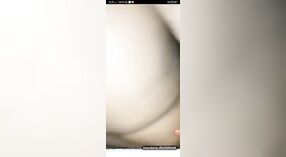 Indyjski xxx film z udziałem seks przez telefon i sex Oralny 0 / min 0 sec