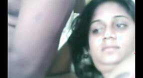 Hot Desi bhabhi nemu mudhun lan reged Ing Video Porno India Iki 14 min 30 sec