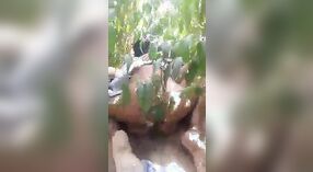 Desi wife gets her fill of outdoor sex in scandalous video 1 min 00 sec