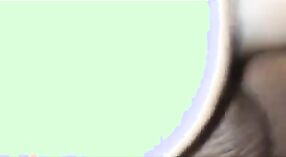 ಭಾರತೀಯ ಹೆಂಡತಿ "ಚಿಕ್ಕಮ್ಮ ದೇಸಿ"ಸಂಚಿಕೆಯಲ್ಲಿ ಕಾಲೇಜು ಹುಡುಗನೊಂದಿಗೆ ತನ್ನ ಪತಿಗೆ ಮೋಸ ಮಾಡುತ್ತಾಳೆ 5 ನಿಮಿಷ 20 ಸೆಕೆಂಡು