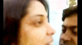 ದೇಸಿ ಮಹಾರಾಷ್ಟ್ರದ ಹಾಟ್ ಇಂಡಿಯನ್ ಸೆಕ್ಸ್ ಚಲನಚಿತ್ರವು ಹೊರಾಂಗಣ ಚುಂಬನ ಮತ್ತು ತೀವ್ರವಾದ ಫೋರ್ಪ್ಲೇ ಅನ್ನು ಒಳಗೊಂಡಿದೆ 1 ನಿಮಿಷ 00 ಸೆಕೆಂಡು