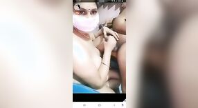 Tía esposa india se pone pervertida con su marido en la webcam 0 mín. 0 sec