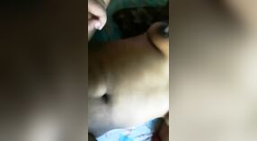 Bengalí nena obtiene su coño en video hardcore 1 mín. 20 sec