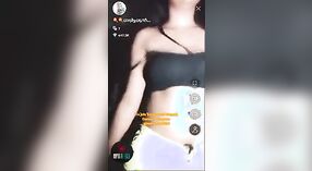 Uma peituda Desi menina mostra seu corpo suculento na cam ao vivo 4 minuto 20 SEC