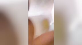 Indecente nudo bhabhi MMC prende fingered e masturbated in leaked scena 2 min 20 sec