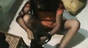 Un missionnaire indien devient méchant dans cette vidéo porno desi mettant en vedette un bhabhi aux gros seins 0 minute 0 sec