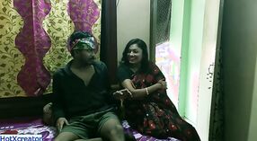 Indische Sexgöttin macht sich mit ihrem Geliebten schmutzig 0 min 0 s