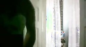 Indiano collegio ragazza prende pestate da lei landlord in desi mms video 7 min 50 sec