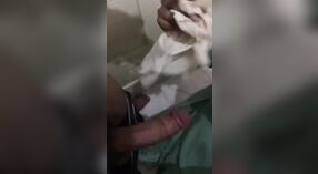 Desi bhabhi gives a satisfying blowjob in the bathroom 0 min 0 sec