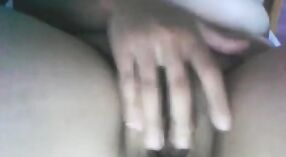 Desi ragazza live on-camera sesso mostra con il suo fidanzato durante la visione di film 23 min 00 sec