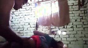 印度的性爱视频，村庄的狗狗风格和传教士 3 敏 20 sec