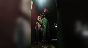 Nhà tình dục video featuring Desi cặp vợ chồng indulging trong đam mê miệng và thâm nhập tình dục 1 tối thiểu 10 sn