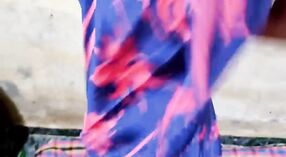 ஒரு தேசி பெண்ணுடன் குத உடலுறவு கொண்ட ஒரு மனிதன் இடம்பெறும் பாகிஸ்தான் செக்ஸ் வீடியோ 1 நிமிடம் 10 நொடி