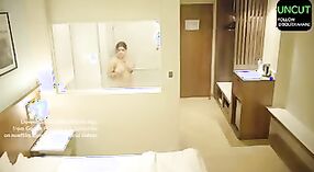 Desi ' s douche sessie met haar wellustige partner eindigt in stomende XXX video 9 min 20 sec