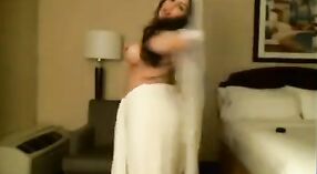 Desi milf in saree performs a sensual striptease in a homemade video that becomes a MMS 2 min 40 sec