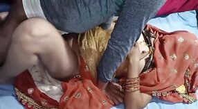 India bhabhi nemu dheweke wengi pisanan saka pussyfucking saka bojone mbeling 8 min 40 sec