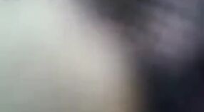 ஒரு இந்திய மிஷனரி மற்றும் அவரது ஆர்வமுள்ள அண்டை நாடுகளைக் கொண்ட எச்டி செக்ஸ் காட்சி 1 நிமிடம் 50 நொடி