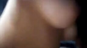 मोठ्या दूध कार्टनसह सेक्सी भारतीय मुलगी निंदनीय व्हिडिओमध्ये कठोरपणे fucked होते 3 मिन 20 सेकंद