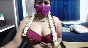 胖乎乎的desi bhabhi在在线色情视频中被好奇的家伙砸了 1 敏 00 sec