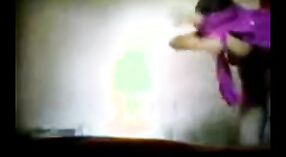 ಭಾರತೀಯ ಸೇವಕಿ ಒಂದು ಹಳ್ಳಿಯಲ್ಲಿ ತನ್ನ ಯಜಮಾನನ ಮಗ ಹಾರ್ಡ್ ಕೊರೆಯಲಾಗುತ್ತದೆ ಪಡೆಯುತ್ತದೆ 2 ನಿಮಿಷ 30 ಸೆಕೆಂಡು