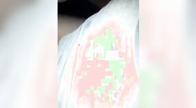 লোমশ ভগ দেশি মেয়ে তার প্রেমিক দ্বারা এমএমএস ক্যামেরায় ধাক্কা খায় 1 মিন 10 সেকেন্ড