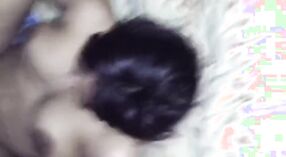 MMS porno India menampilkan si rambut coklat yang menakjubkan menikmati XXX liar sebelum menerima facial 2 min 10 sec