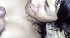 Indian porn mms featuring a stunning brunette indulging in wild XXX before receiving facials 3 min 40 sec