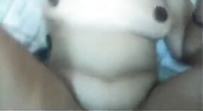 فيديو إباحي هندي لـ (ديزي شالو) يعرض جنس فموي مشبع بالبخار ومشهد (تشوداي 3 دقيقة 10 ثانية